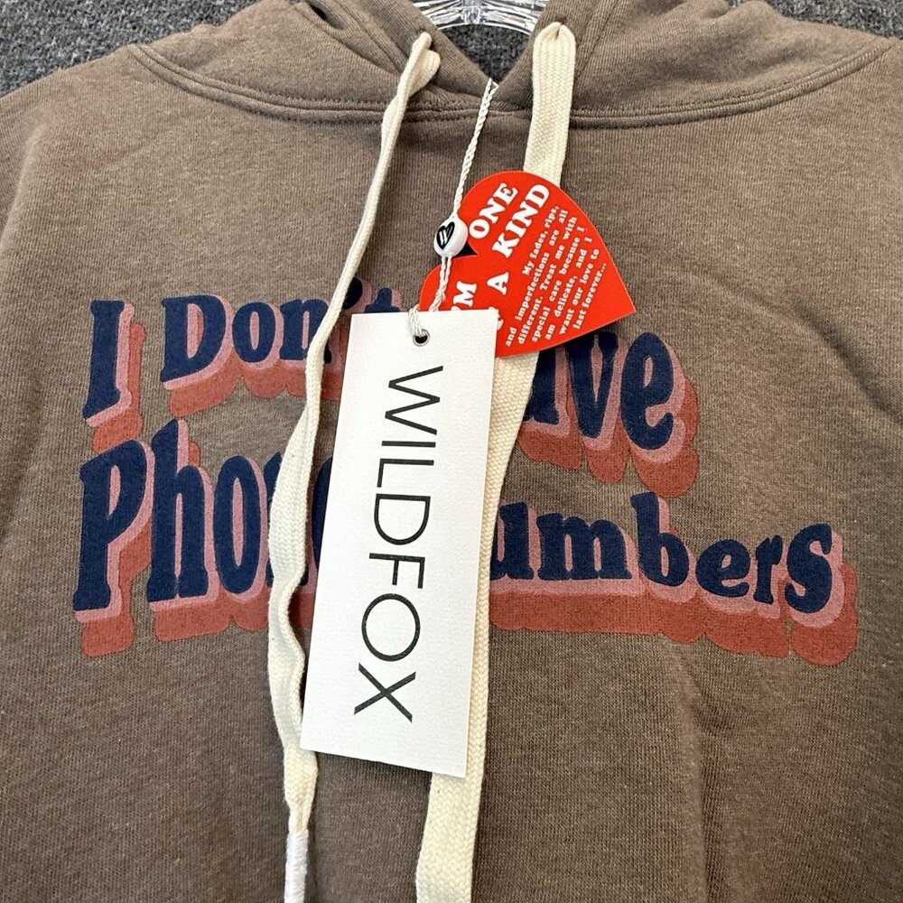 Wildfox Who Dis Harley Graphic Fleece Hoodie Taupe Gray Boxy Raw Hem Size XL NWT - Picture 7 of 16